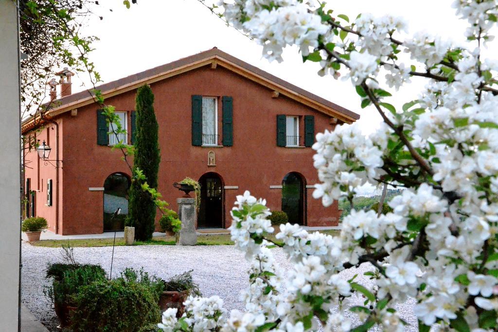 B&B Ca Bianca Dell'Abbadessa Сан-Ладзаро-ди-Савена Экстерьер фото