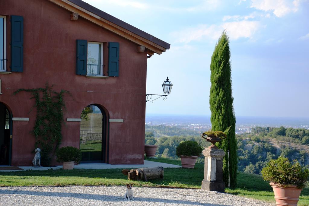 B&B Ca Bianca Dell'Abbadessa Сан-Ладзаро-ди-Савена Экстерьер фото